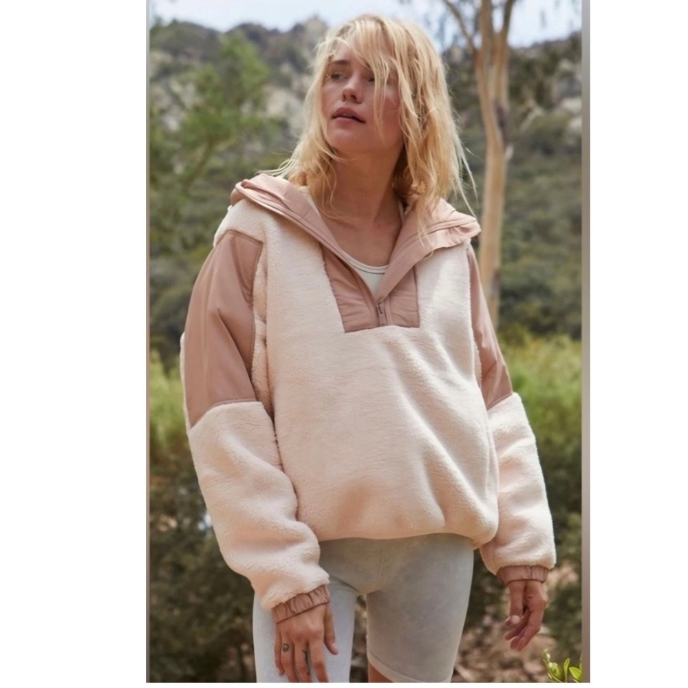 Free People Lead The Pack Pullover Vanilla Chai Sherpa Fleece Hoodie xs